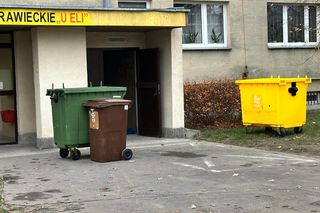 Zwłoki w zsypie na śmieci na Bemowie. Niejasna przyczyna śmierci 