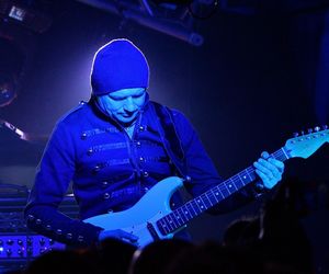 Piotr Brzychcy - jeden z najlepszych polskich gitarzystów i zarazem lider uznanego zespołu Kruk – na rozdrożu!
