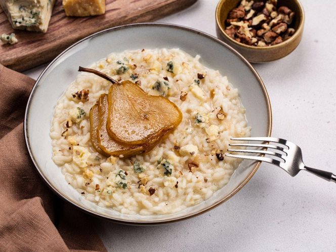 risotto z kurczakiem, gruszką i gorgonzolą