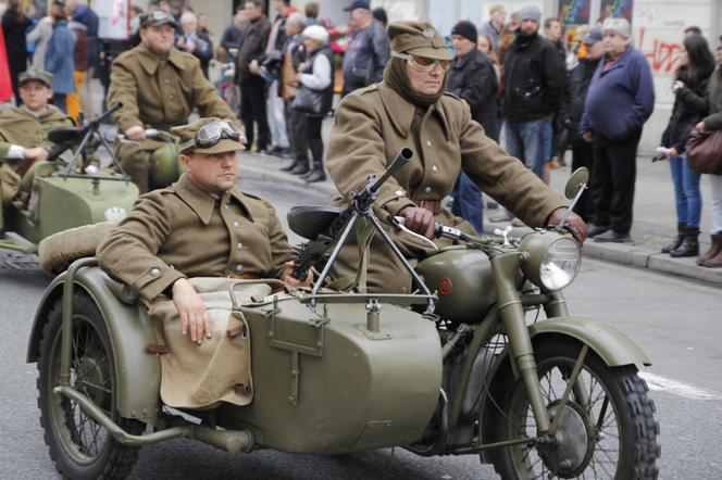 Defilada historyczna na Święto Niepodległości