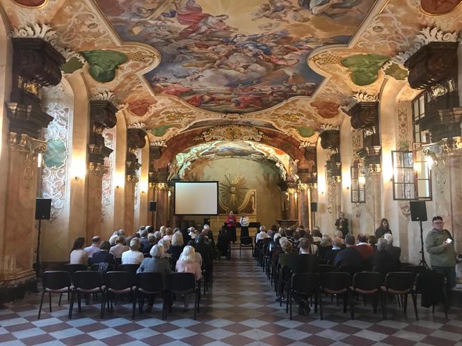 Konferencja Europejskiego Stowarzyszenia Starszych Studiujących.