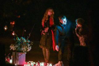 Antek Królikowski z Iza na grobie ojca