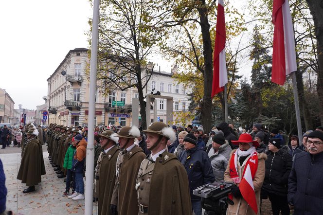  Uroczystości pod pomnikiem Józefa Piłsudskiego w Rzeszowie 