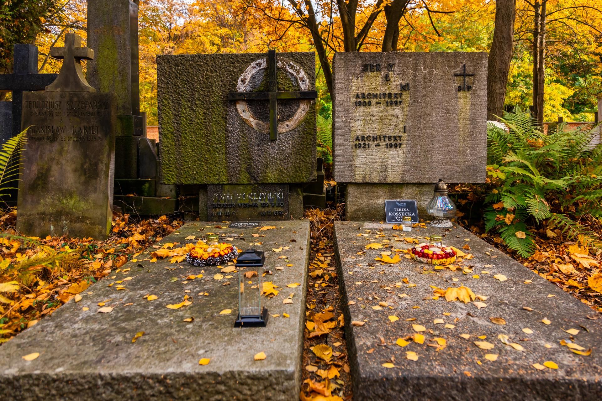 Stare Powązki. Groby architektów