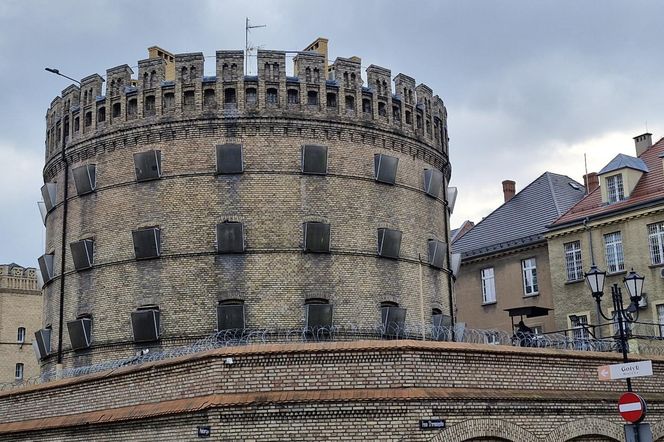 Nie ma Torunia bez Okrąglaka. Kapitan zdradza tajemnice aresztu śledczego. Nieznane historie