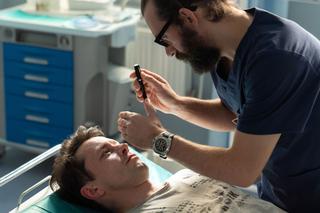 Na dobre i na złe odc. 732. Artur Bart (Piotr Głowacki), Kamil (Mariusz Bikowski)