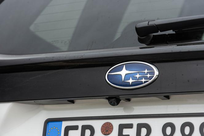 Subaru Forester e-BOXER vs Honda CR-V Hybrid
