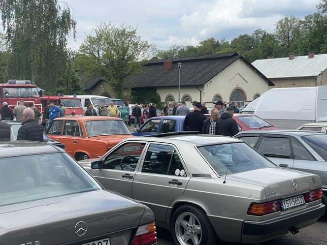 Start Sezonu Starachowickich Klasyków: Święto Motoryzacji w Sercu Przemysłowej Historii Miasta