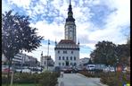 Odbudowany ratusz w Strzelinie
