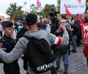 W Warszawie odbył się antyimigrancki marsz i kontrmanifestacja. Pojawiło się kilka tysięcy osób