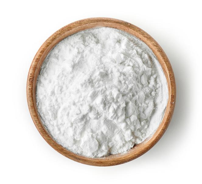 Usuwanie tłustych plam mąką ziemniaczaną