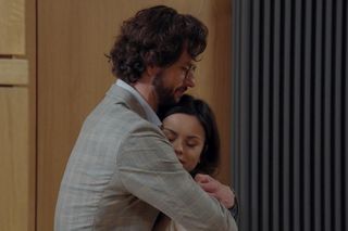 M jak miłość odc. 1874 po wakacjach. Kasia (Paulina Lasota), Mariusz (Mateusz Mosiewicz)