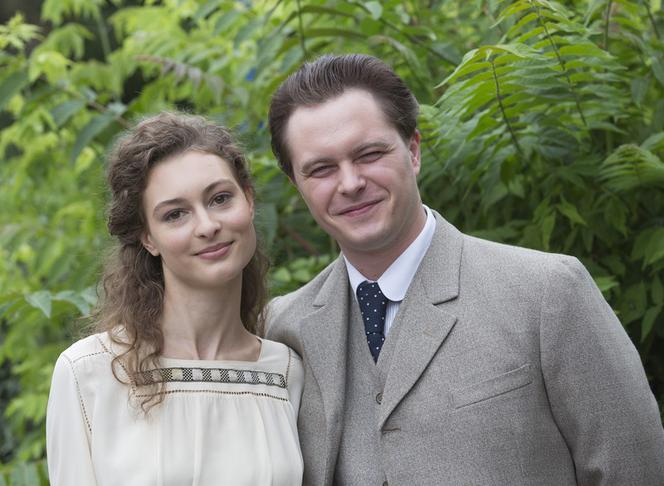 Bodo. Eugeniusz Bodo (Tomasz Schuchardt), Ada (Anna Pijanowska)
