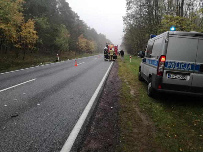 Zderzenie trzech pojazdów na DK 10 w Przyłubiu