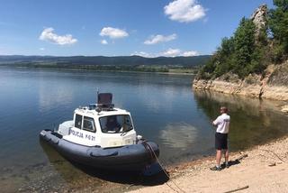 Wodne patrole policji na czterech małopolskich jeziorach. Są także w regionie sądeckim 