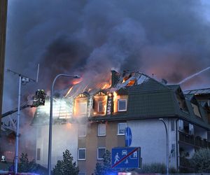 Pożar bloku w Ząbkach. Przerażające zdjęcia z miejsca tragedii