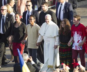 W Krakowie papież Franciszek podróżował tramwajem. Bydgoska Pesa jeździ do dziś 