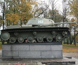 IS-2