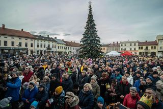 Święto Trzech Króli w Żywcu. Barwny korowód przeszedł ulicami miasta ZDJĘCIA