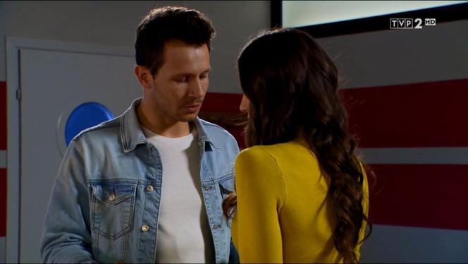 Barwy szczęścia, odc. 2108. Franek (Mateusz Banasiuk), Regina (Kamila Kamińska)