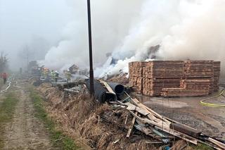 Nad ranem wybuchł pożar tartaku na Podkarpaciu