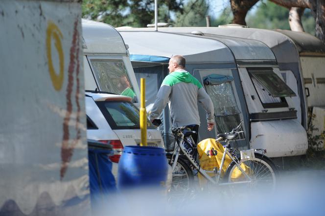 PIOTR ZELT NA WAKACJACH