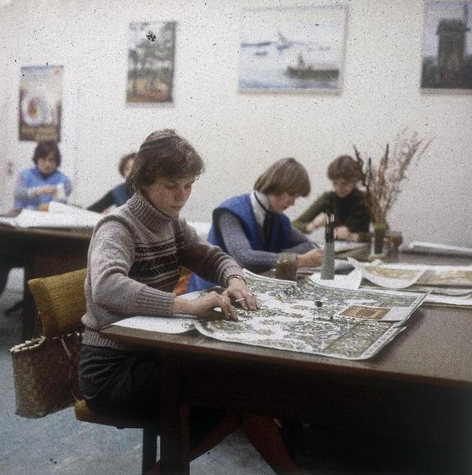 Archiwalne zdjęcia z fabryki dywanów w Białymstoku. Tak pracowano w PRL-u