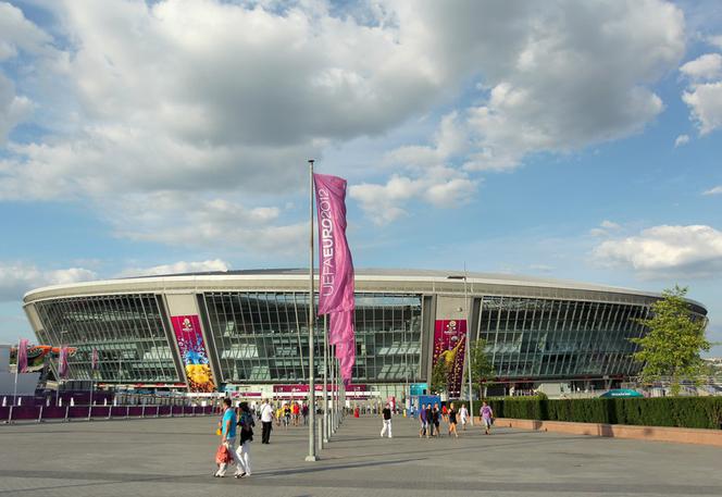 Stadiony piłkarskie