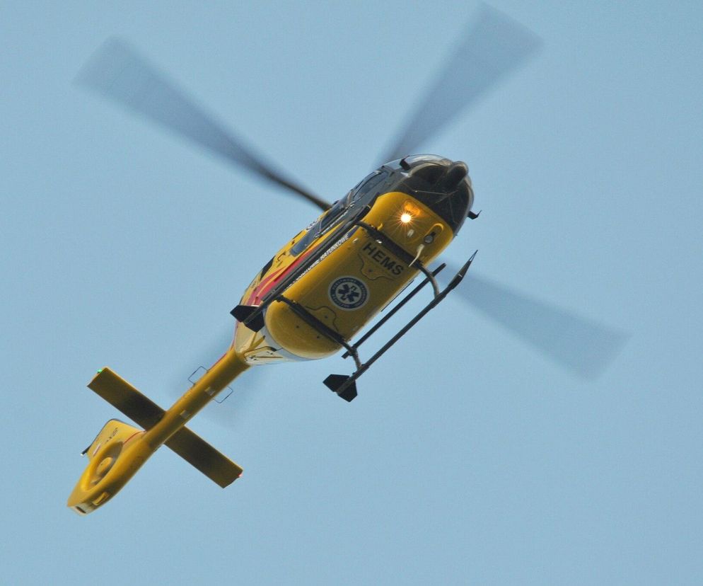Makabryczny wypadek w Małopolsce. Rozrzutnik wciągnął rolnika. Mężczyzna nie żyje