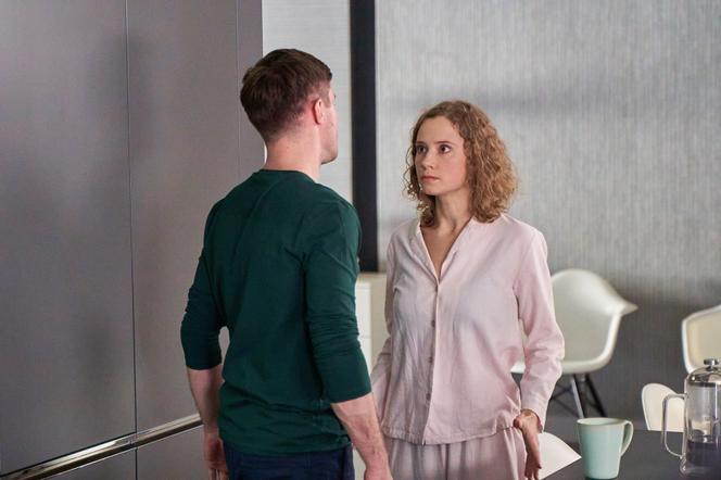 Na Wspólnej, odc. 3571: Malwina (Martyna Dudek), Aleks (Adam Turczyk) 