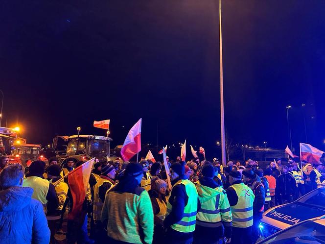 Nocny protest rolników na A2. To odpowiedź na decyzję premiera