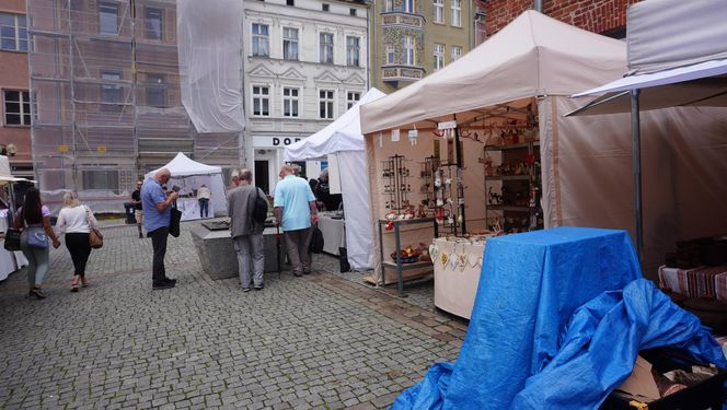Dni Olsztyna 2025. Dziesiątki wystawców i setki olsztynian na Jarmarku Jakubowym