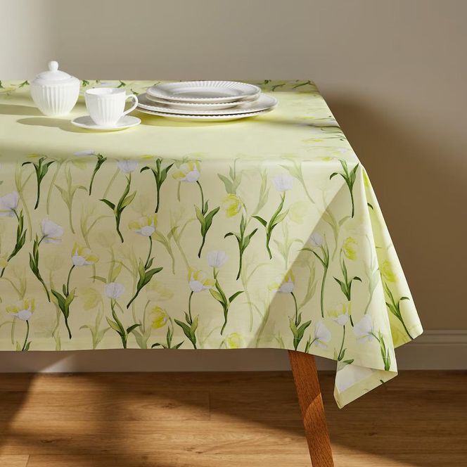 Gdzie kupić wiosenny obrus? Inspiracje na oryginalną dekorację stołu wiosną 2026