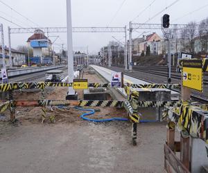 Postępują prace nad konstrukcją budynku Dworca Głównego w Olsztynie. Perony niemal na ukończeniu [ZDJĘCIA]