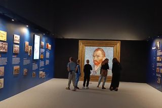 Okrążyła cały świat i zawitała do Bydgoszczy. Wystawa „VAN GOGH and Friends” otwarta! Byliśmy tam i mamy zdjęcia