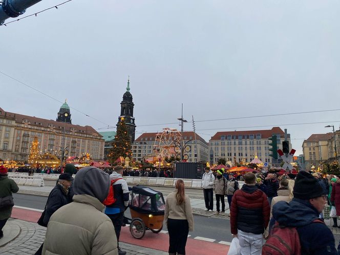 Najstarszy jarmark bożonarodzeniowy w Niemczech. Drezno zachwyca turystów z całego świata 