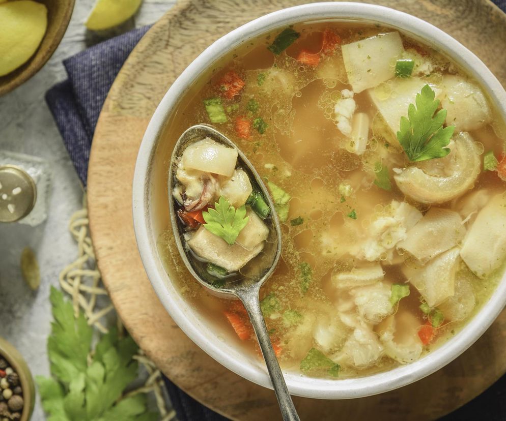 Przygotuj zupę młodości i ciesz się pięknym wyglądem. Przyda się także stawom