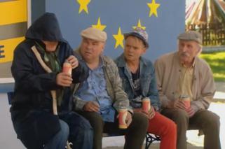 Ranczo 8 sezon odcinek 100. Pietrek (Piotr Pręgowski), Hadziuk (Bogdan Kalus), Stach Japycz (Franciszek Pieczka), Solejuk (Sylwester Maciejewski)