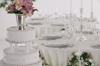 Tort weselny jako dekoracje ślubne ZDJĘCIA
