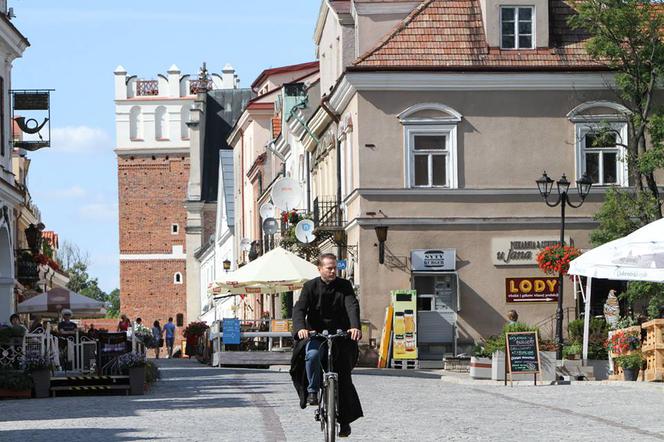 Ojciec Mateusz 14 sezon. Ksiądz Mateusz Żmigrodzki (Artur Żmijewski)