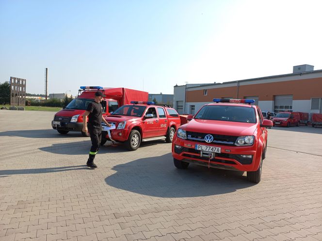 Strażacy z Wielkopolski jadą do zagrożonego powodzią Głogowa nad Odrą