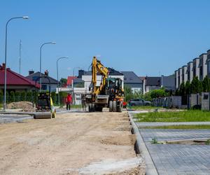 Utrudnienia spowodowane budową nawierzchni dwóch ulic w Łukowie potrwają kilka dni