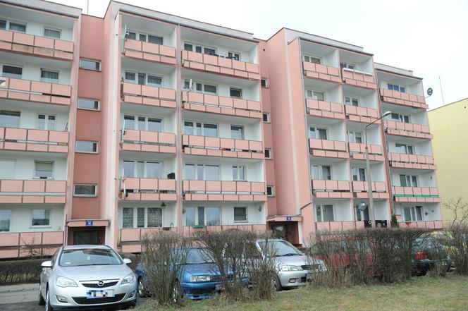 Obciął matce ucho, a potem ją zabił