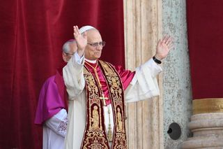 Światowa prasa o nowym papieżu! Skromny człowiek przeniknięty miłością