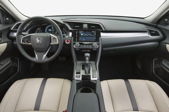Honda Civic wnętrze