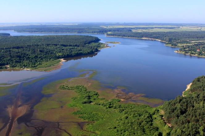 Jezioro Chańcza w Świętokrzyskiem zaprasza w czasie wakacjiw