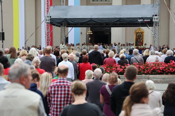 75 lat temu obraz Matki Boskiej w Lublinie zapłakał. Wierni uczcili rocznicę „Cudu lubelskiego” procesją różańcową