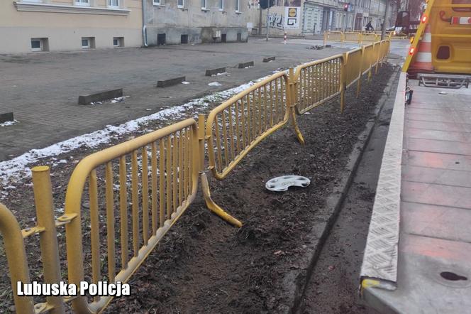 Lubuskie: Pijany jechał do sklepu po alkohol i rozbił kilka aut