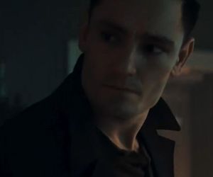 Zatoka szpiegów 2 sezon odc. 2. Franz Neumann (Bartosz Gelner)