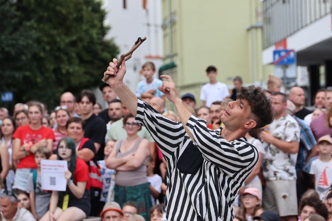 Tłumy na Carnavalu Sztukmistrzów 2025 w Lublinie - dzień trzeci